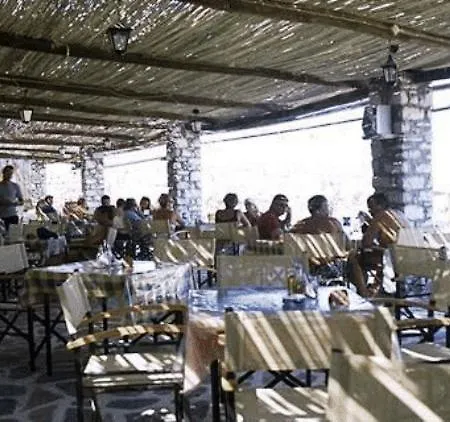Surfing Huts Santa Maria (Paros)
