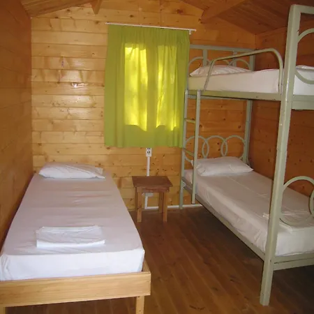 Hostel Surfing Huts Santa Maria (Paros)