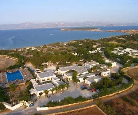 Hostel Surfing Huts Santa Maria (Paros)